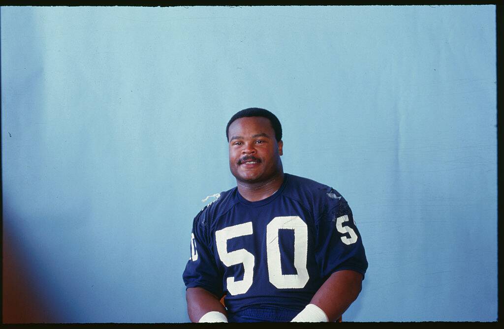 Former Bears LB