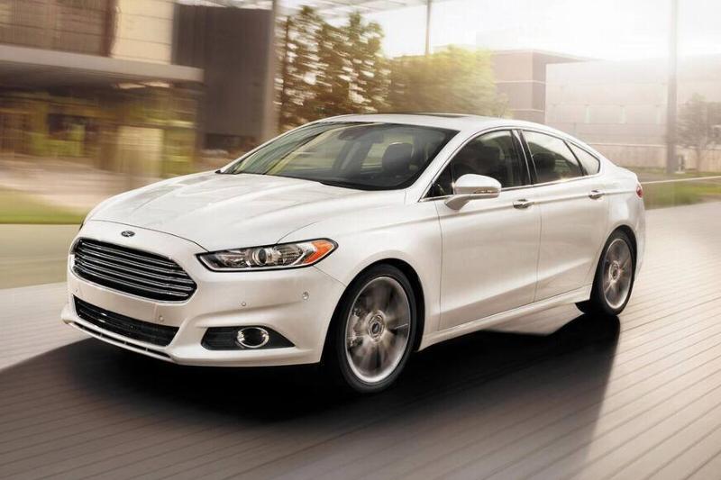 2014-ford-fusion-front-view-driving-carbuzz-473660-1600 2014-ford-fusion-front-view-driving-carbuzz-473660-1600