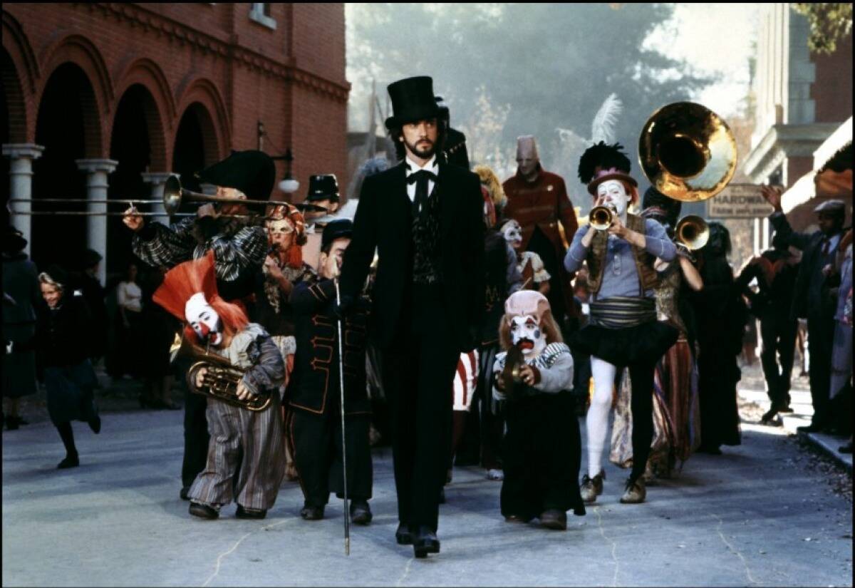 Jonathan Pryce