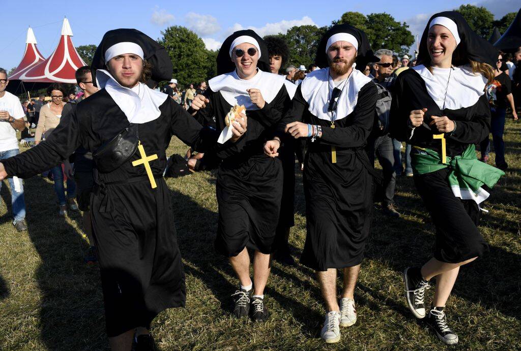 halloween people dressed as nuns