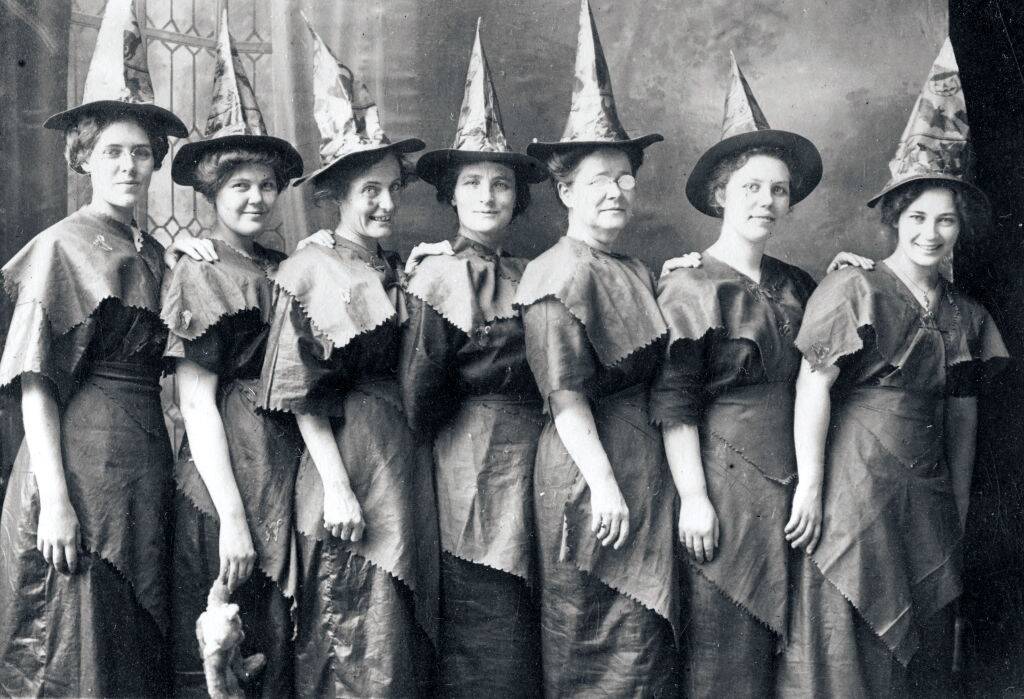 A 'coven of witches' line up for a Halloween portrait