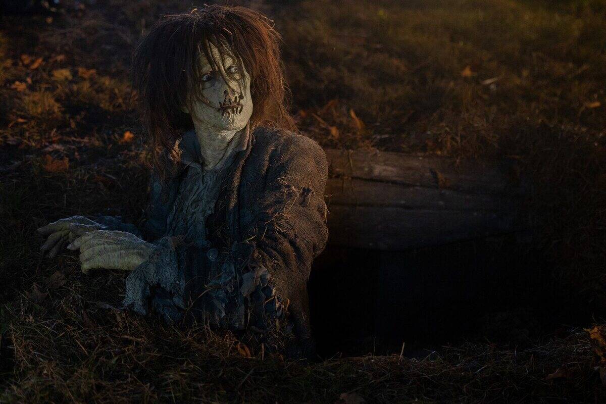 still from hocus pocus 2