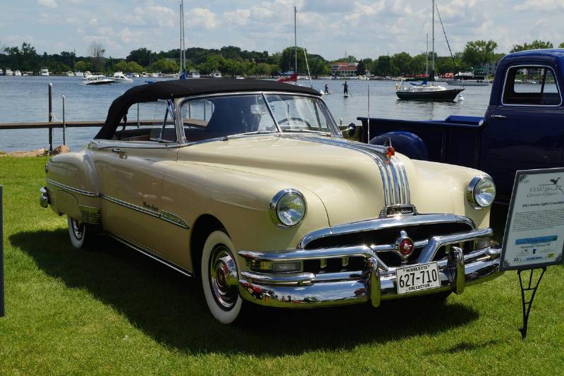 1951_Pontiac_Eight_Convertible_(35541786294)