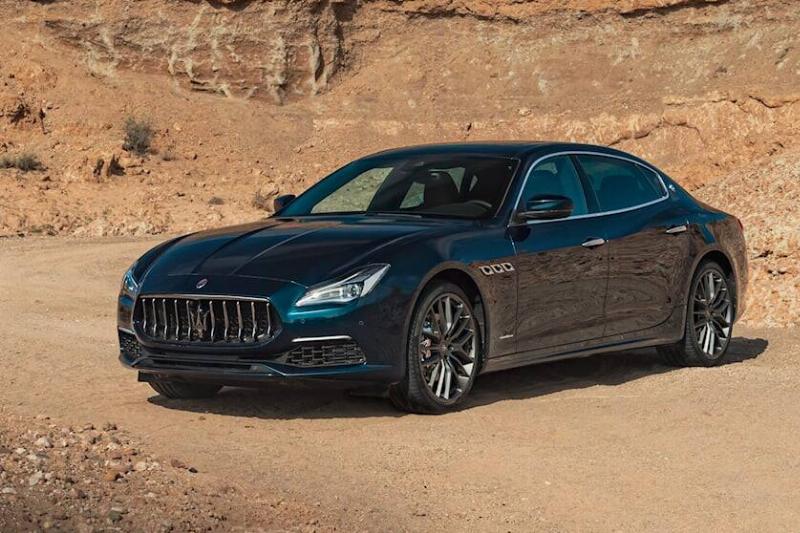 2024-maserati-quattroporte-front-angle-view-carbuzz-924512 2024-maserati-quattroporte-front-angle-view-carbuzz-924512