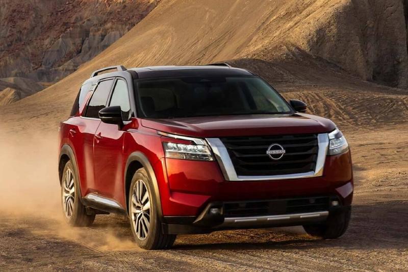 2024-nissan-pathfinder-front-view-driving-carbuzz-1099308-1600 2024-nissan-pathfinder-front-view-driving-carbuzz-1099308-1600