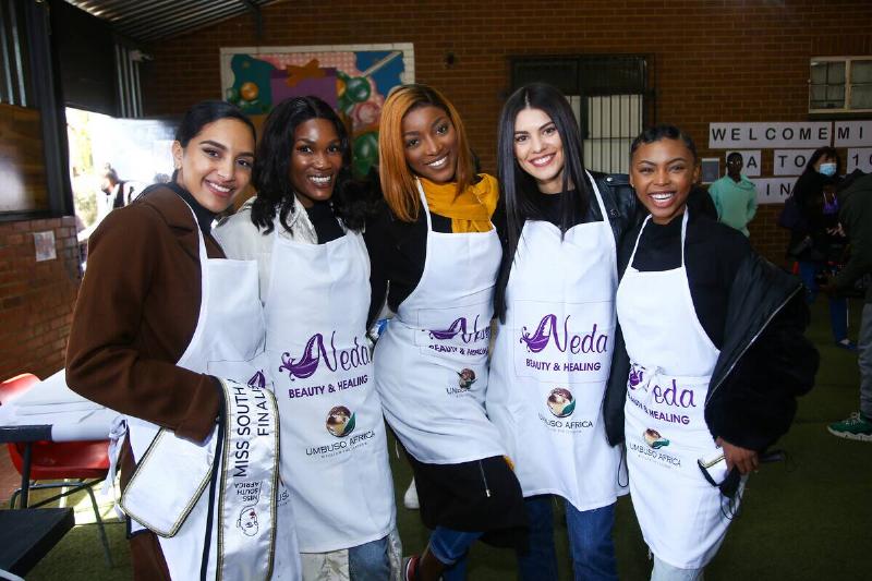 Miss South Africa 2022 Top 10 celebrate Youth Day at Dowling Primary School