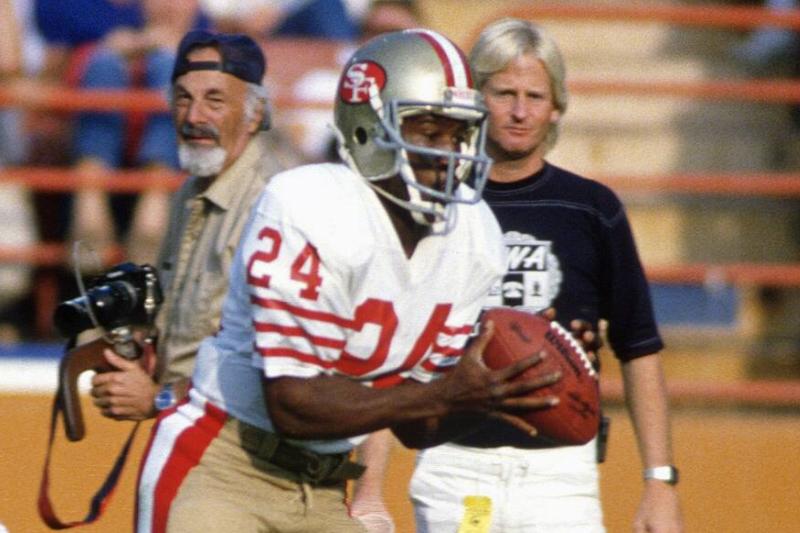 San Francisco 49ers v Los Angeles Rams San Francisco 49ers v Los Angeles Rams