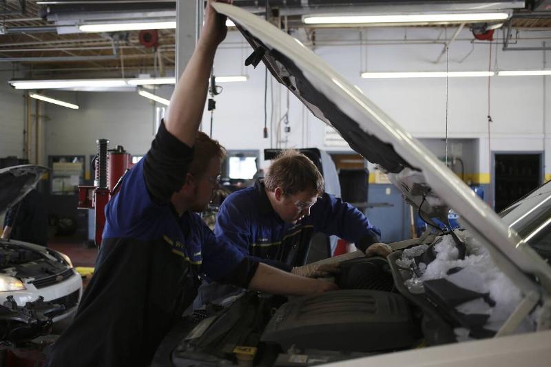 Inside a Goodyear Tire Service Center As Company Sees 10-15 Percent Growth In 2015