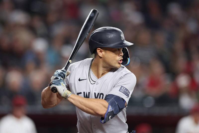 New York Yankees v Arizona Diamondbacks