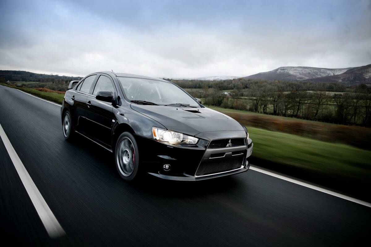 Mitsubishi Lancer Evolution 2016