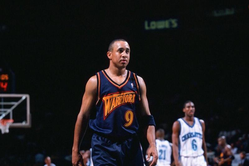 Golden State Warriors v Charlotte Hornets Golden State Warriors v Charlotte Hornets