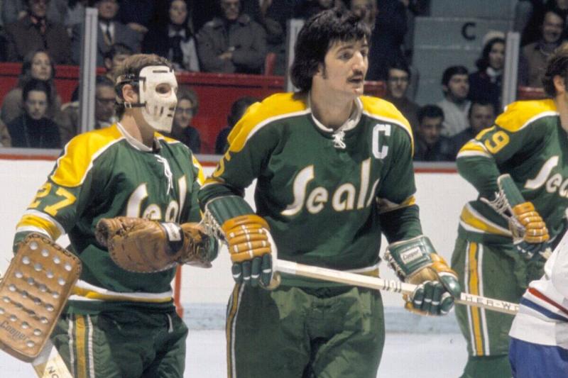 Oakland Seals v Montreal Canadiens Oakland Seals v Montreal Canadiens