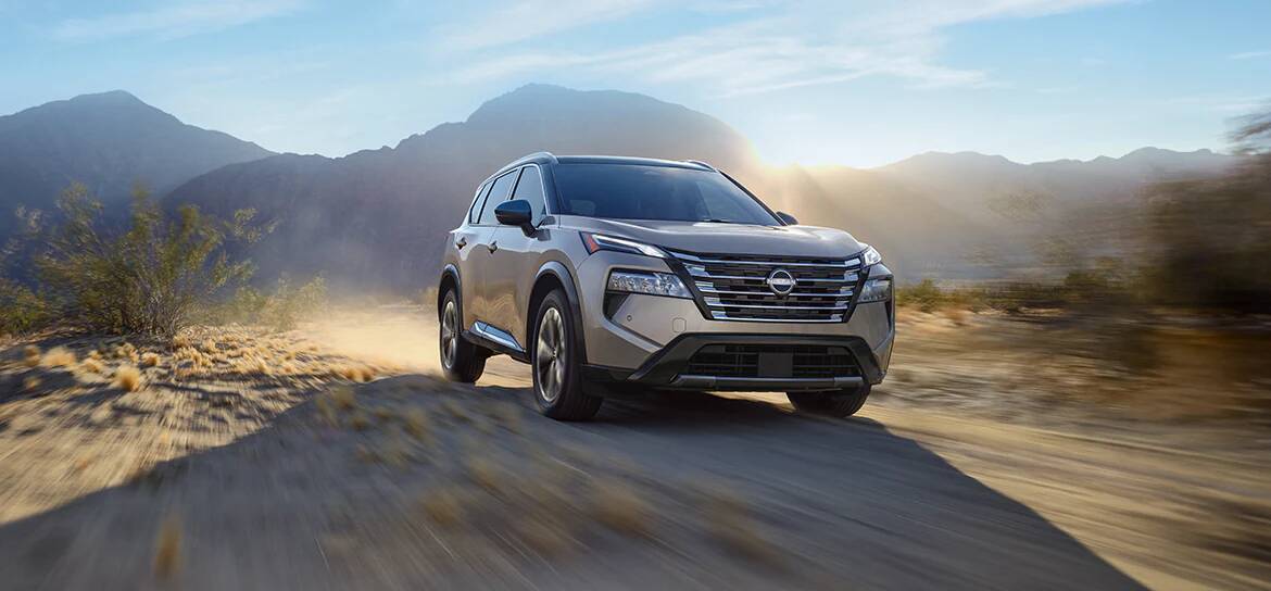 2024-nissan-rogue-front-view