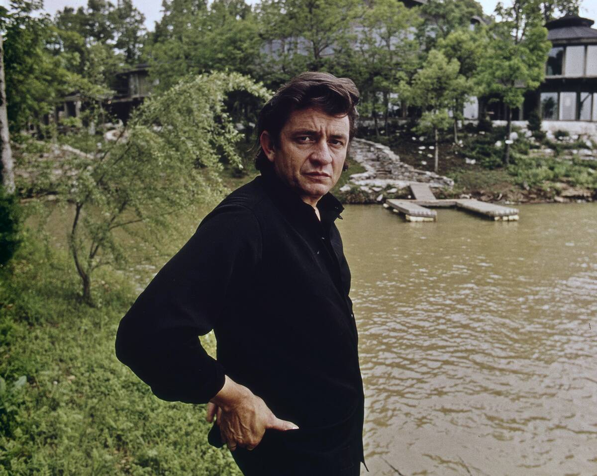 JOHNNY CASH