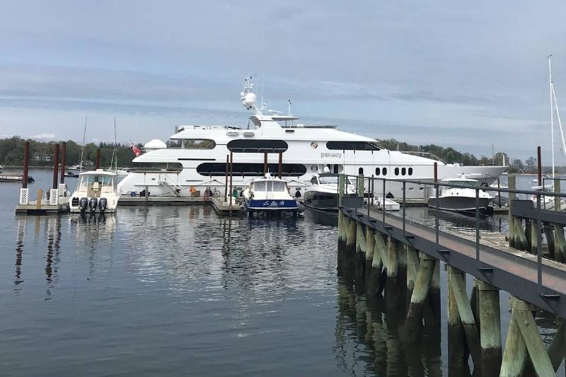 Tiger Woods' yacht at Oyster Bay in 2019 Tiger Woods' yacht at Oyster Bay in 2019