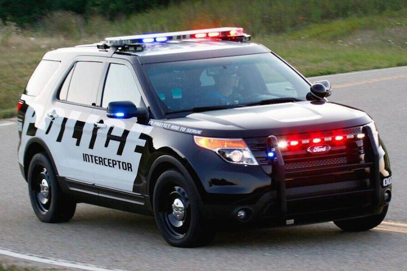 ford-explorer-news-2012-ford-police-interceptor-utility-car-and-driver-photo-363357-s-original ford-explorer-news-2012-ford-police-interceptor-utility-car-and-driver-photo-363357-s-original