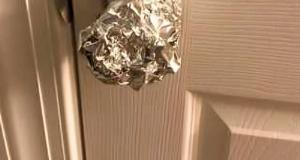 Why You Should Wrap Foil Around Your Doorknob at Night If You’re Alone (and Other Clever Aluminum Foil Hacks)