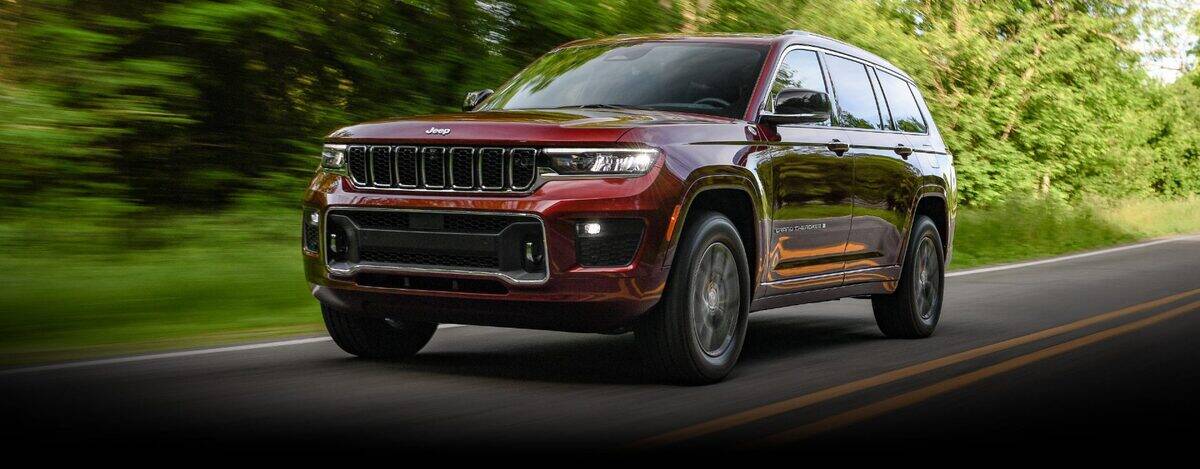 2023-Grand-Cherokee-Safety-Security-Hero-Desktop.jpg.img.2880