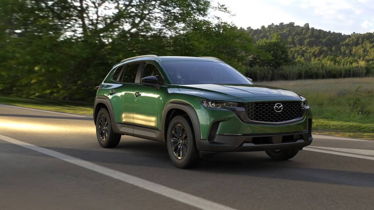 2025-mazda-cx-50-cypress-green-18