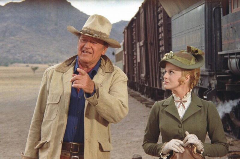 the-train-robbers_MI7taF