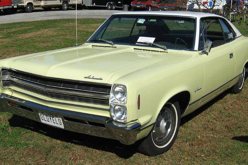 1968_AMC_Ambassador_yellow_2-door 1968_AMC_Ambassador_yellow_2-door