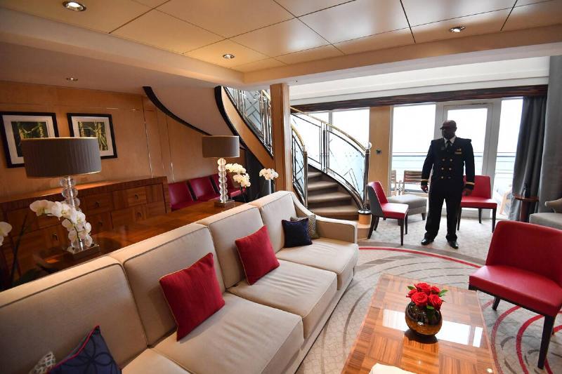 SAILING-FRA-BRIDGE-QUEEN-MARY-TOURISM-LEISURE SAILING-FRA-BRIDGE-QUEEN-MARY-TOURISM-LEISURE