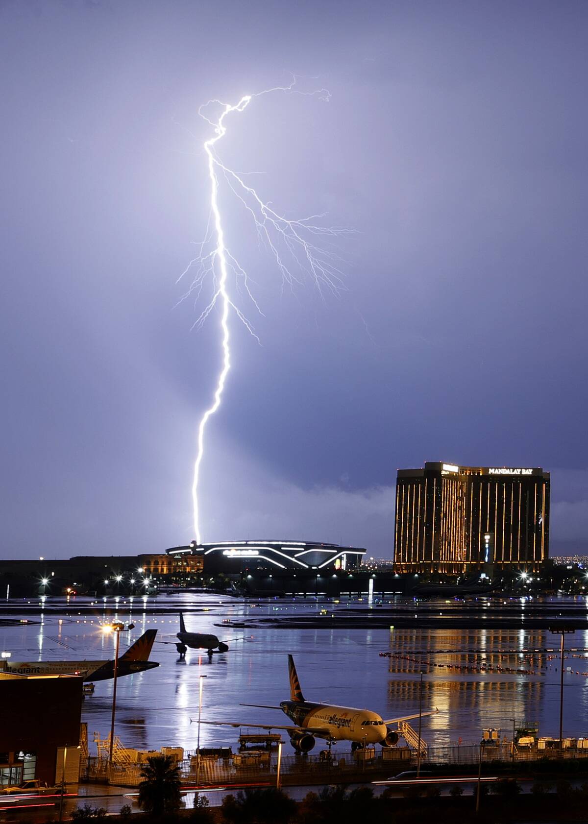 Thunderstorm Rolls Through Las Vegas