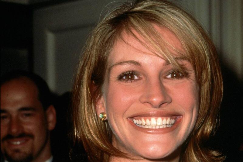 Julia Roberts... Julia Roberts...