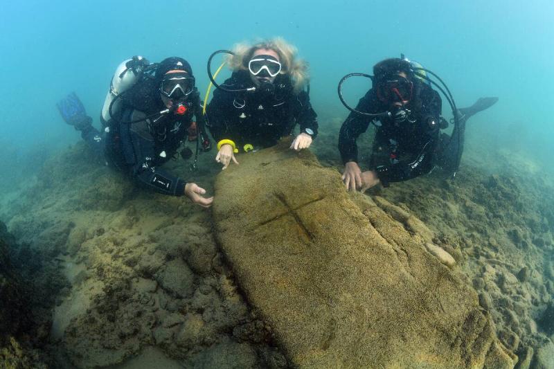 Underwater Castle ruins in Lake Van