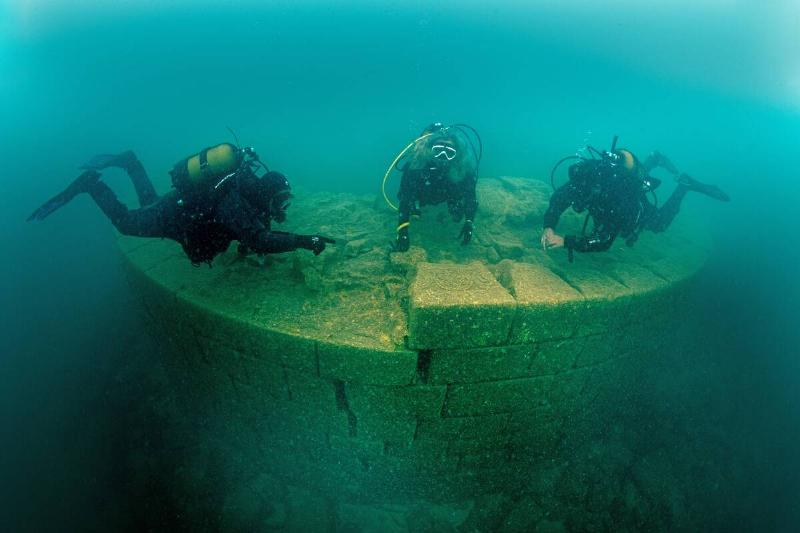 Underwater Castle ruins in Lake Van