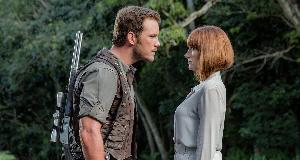 Top 30 Kissing Scenes That Weren’t Supposed To Happen (These Kissing Scenes Were Not Planned!)