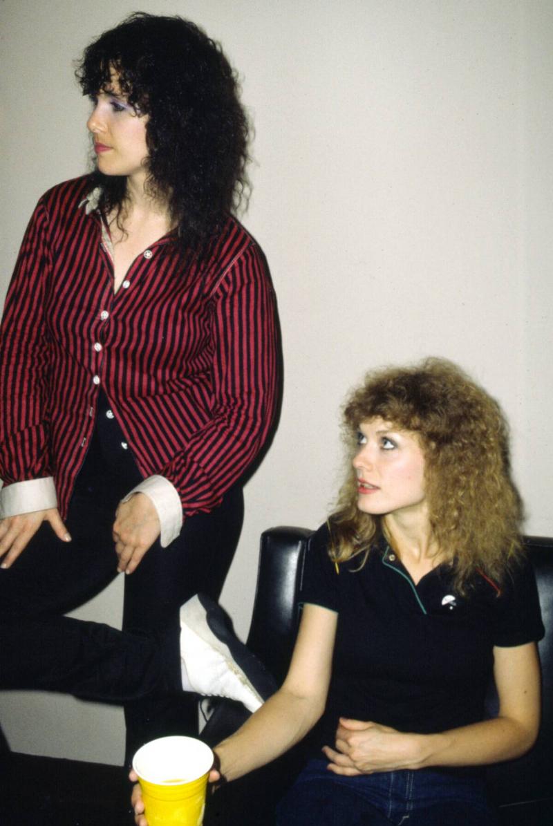 Ann & Nancy Wilson Backstage at the Palladium