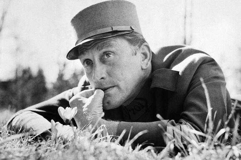 paths-of-glory_pqmW9X