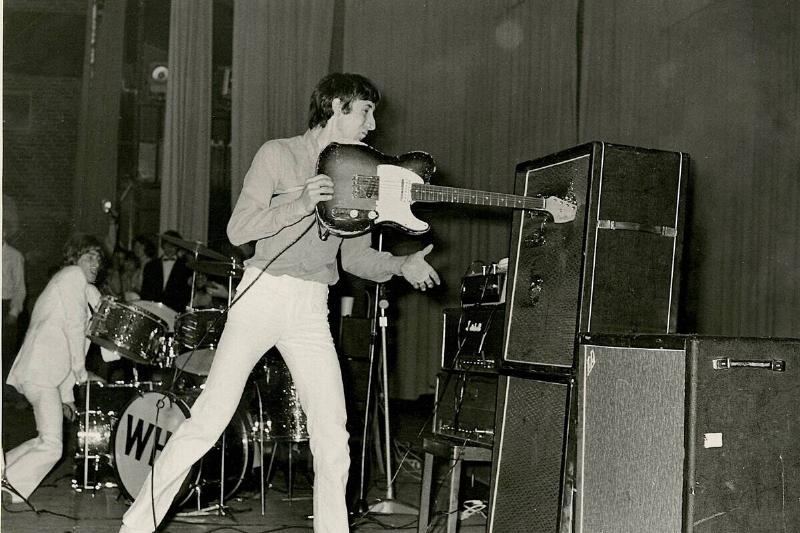 Pete Townshend Smashes Equipment