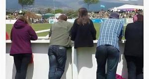 The Most Bizarre Photos Taken From Confusing Perspectives – What’s Even Happening?