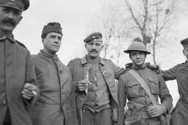 German Soldiers Greeting Us Soldier