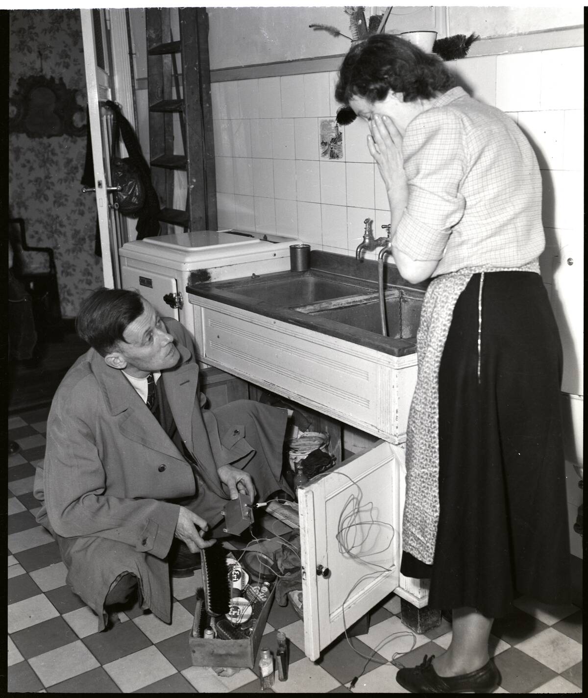 Housewife Caught Stealing Electricity