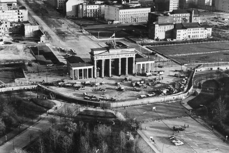 Brandenburg Gate and the Berlin Wall