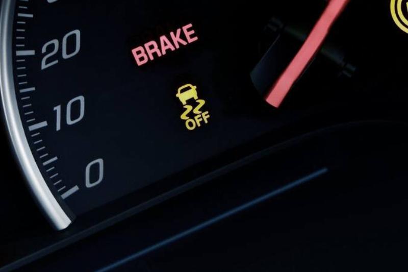 363 Stability control indicator light.