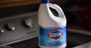 The Scary Reason Why You Should Never Mix Bleach With These Three Things