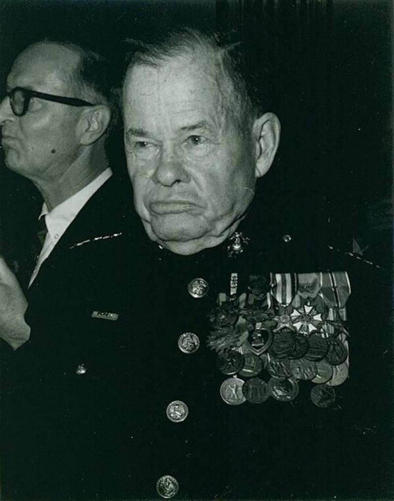 Lewis_Puller,_circa_1968_(18492897580)
