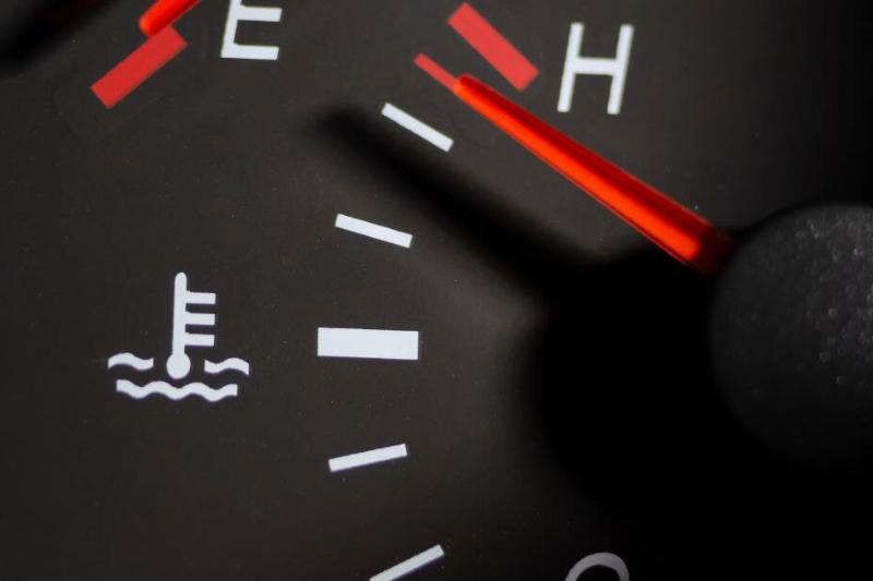 OR thumbs (20) Car temperature warning symbol.