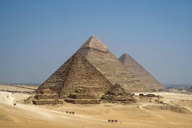 EGYPT-ECONOMY-TOURISM-PYRAMIDS