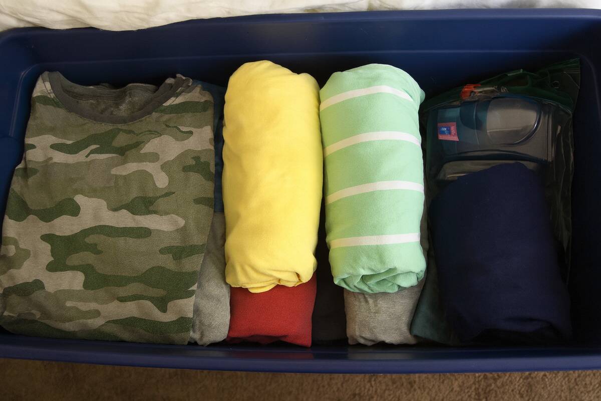 packing tshirt T shirts used to pack fragile items.