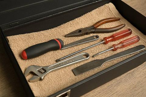 A towel used to line a tool box.