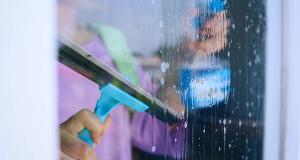 How Pros Clean Windows So They Stay Streak-Free For Longer