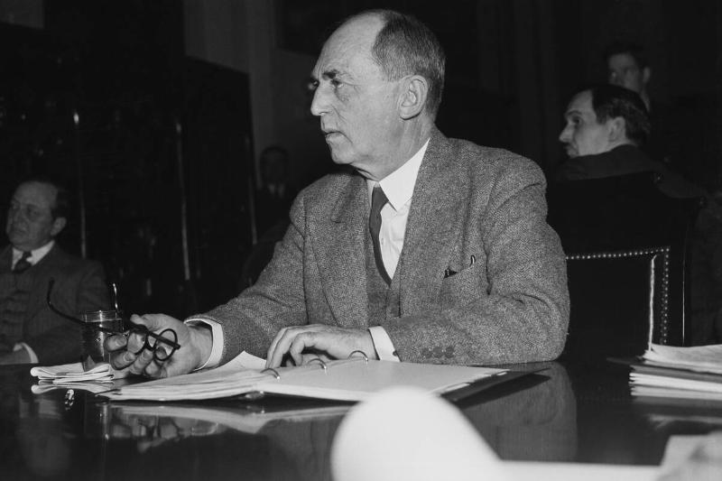 Admiral Leahy Testifying Before Congress