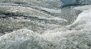 5 Effective Alternatives to Melt Ice Without Salt