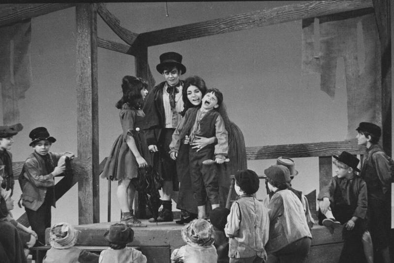 cast-of-oliver-on-ed-sullivan-show-64671
