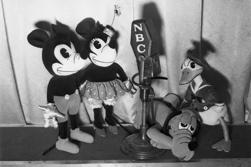 Mickey Mouse Theatre of the Air - Season 1